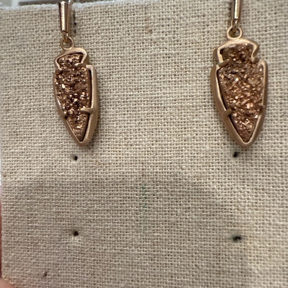 Kendra Scott Bronze Gold Druzy Arrowhead Drop Earrings - Picture 2 of 3